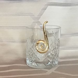 Retro whimsical Brooch, gold metal